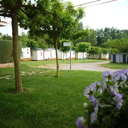 Κάμπινγκ Camping Llucanes *